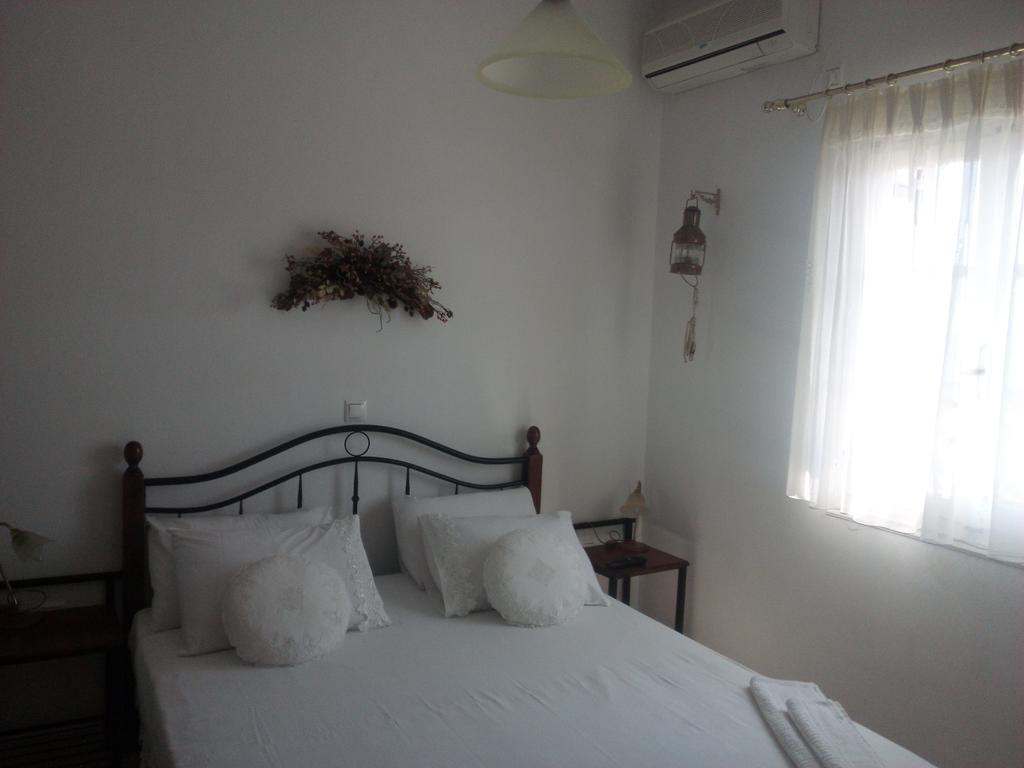 Argilily Studios Kímolos 部屋 写真